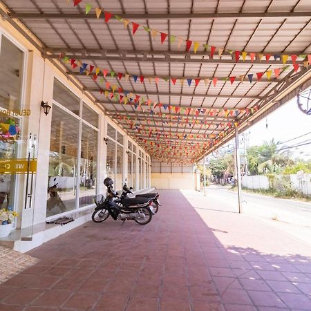 Angkor Apsara Guesthouse シェムリアップ エクステリア 写真
