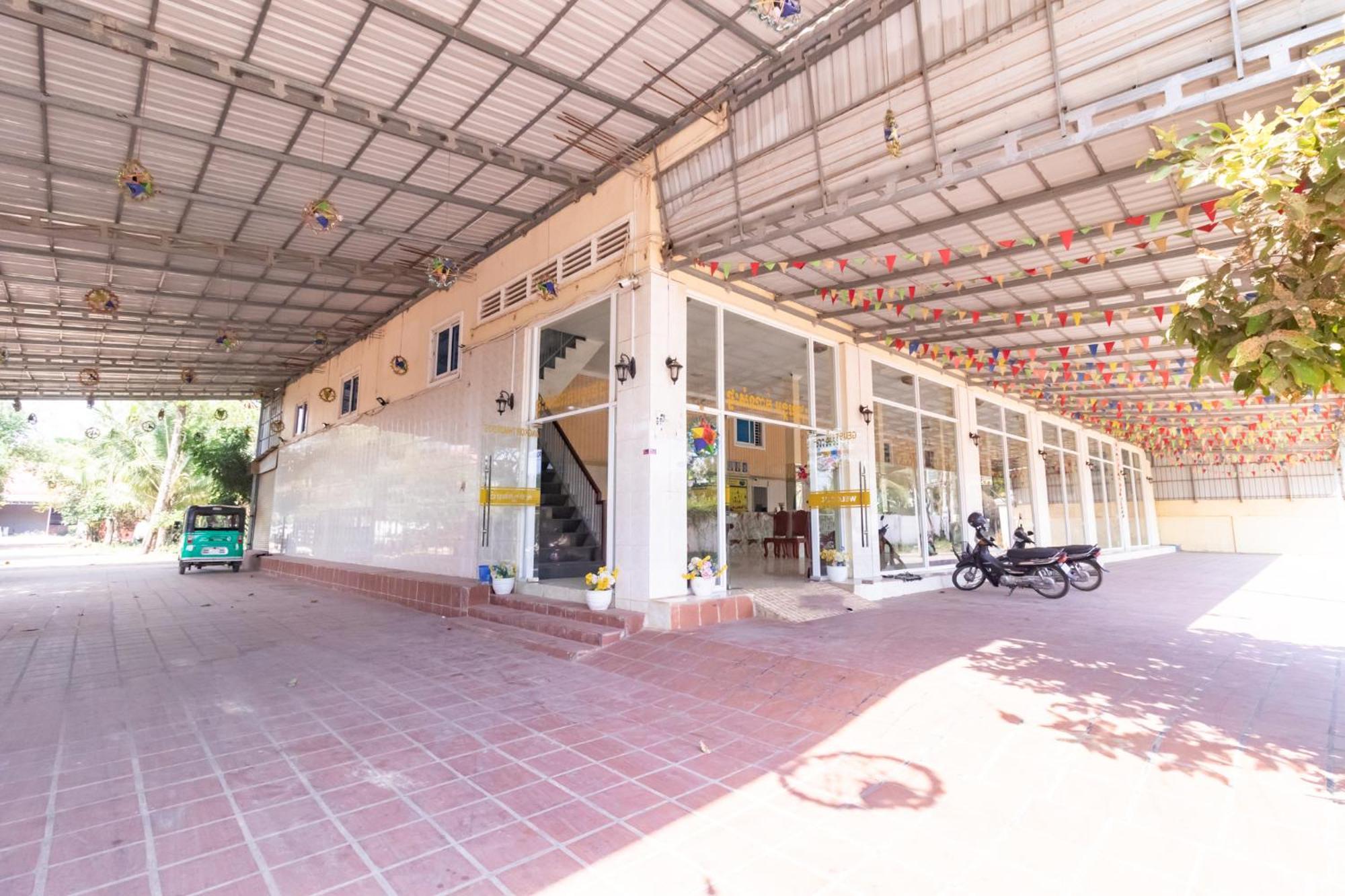 Angkor Apsara Guesthouse シェムリアップ エクステリア 写真