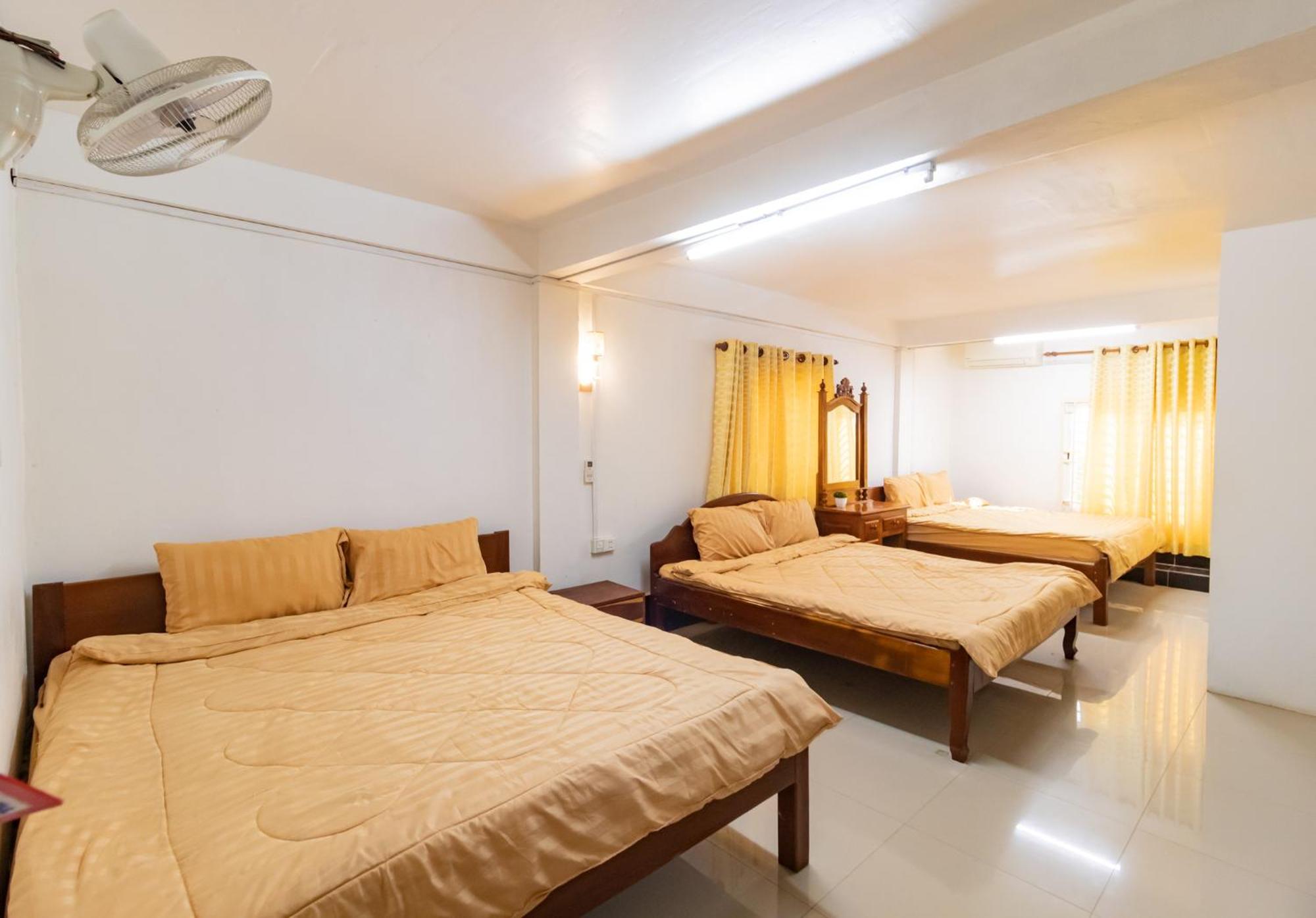 Angkor Apsara Guesthouse シェムリアップ エクステリア 写真