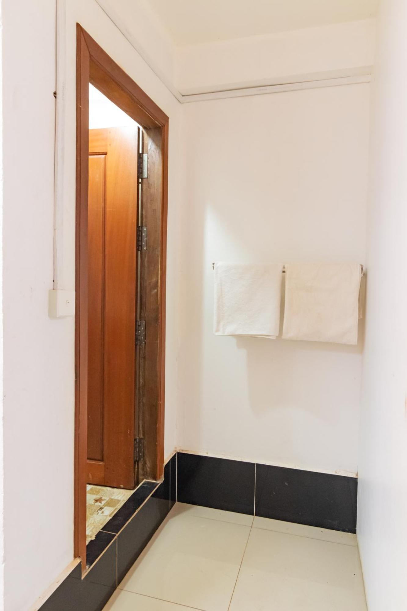 Angkor Apsara Guesthouse シェムリアップ エクステリア 写真