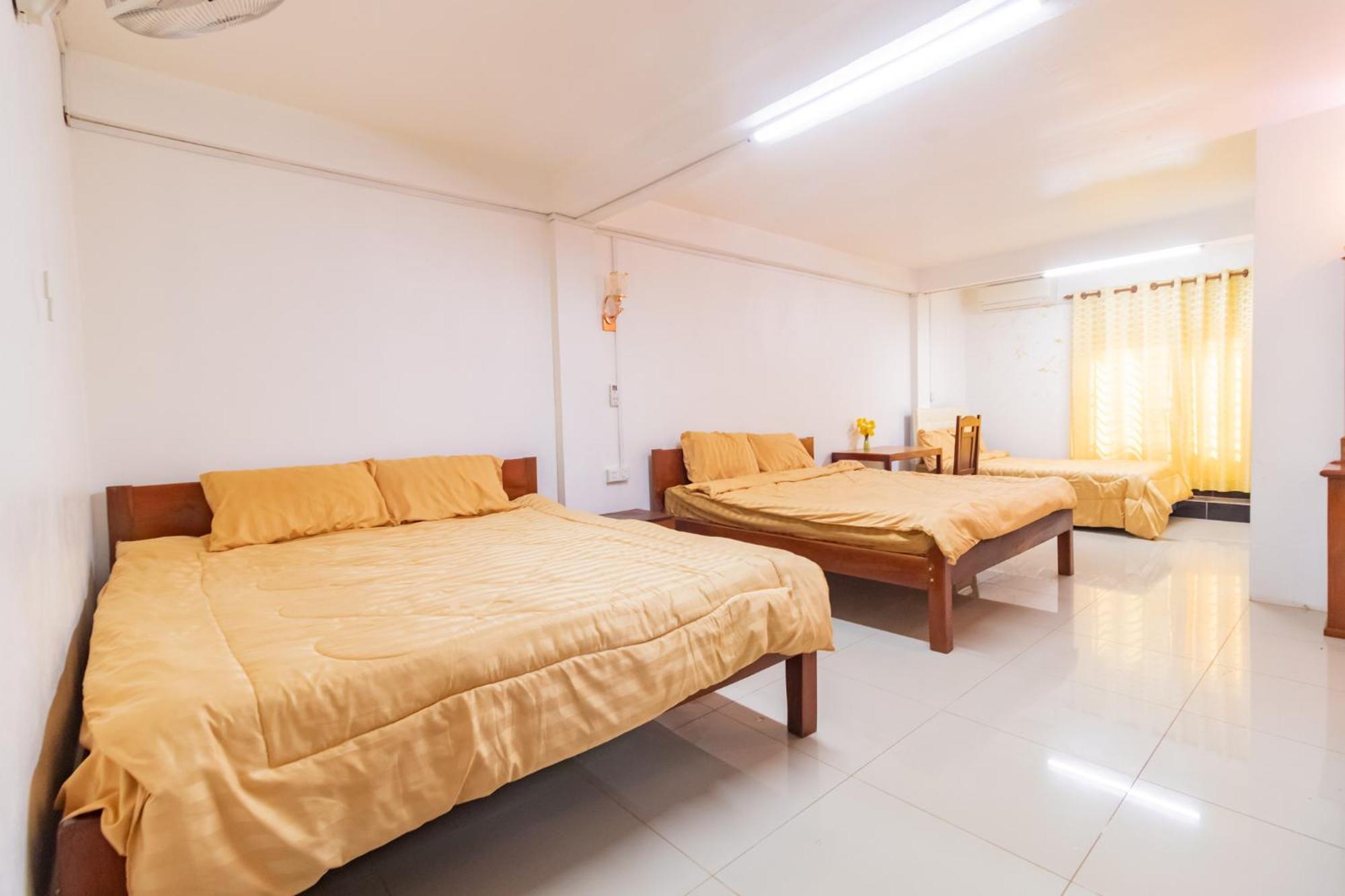 Angkor Apsara Guesthouse シェムリアップ エクステリア 写真