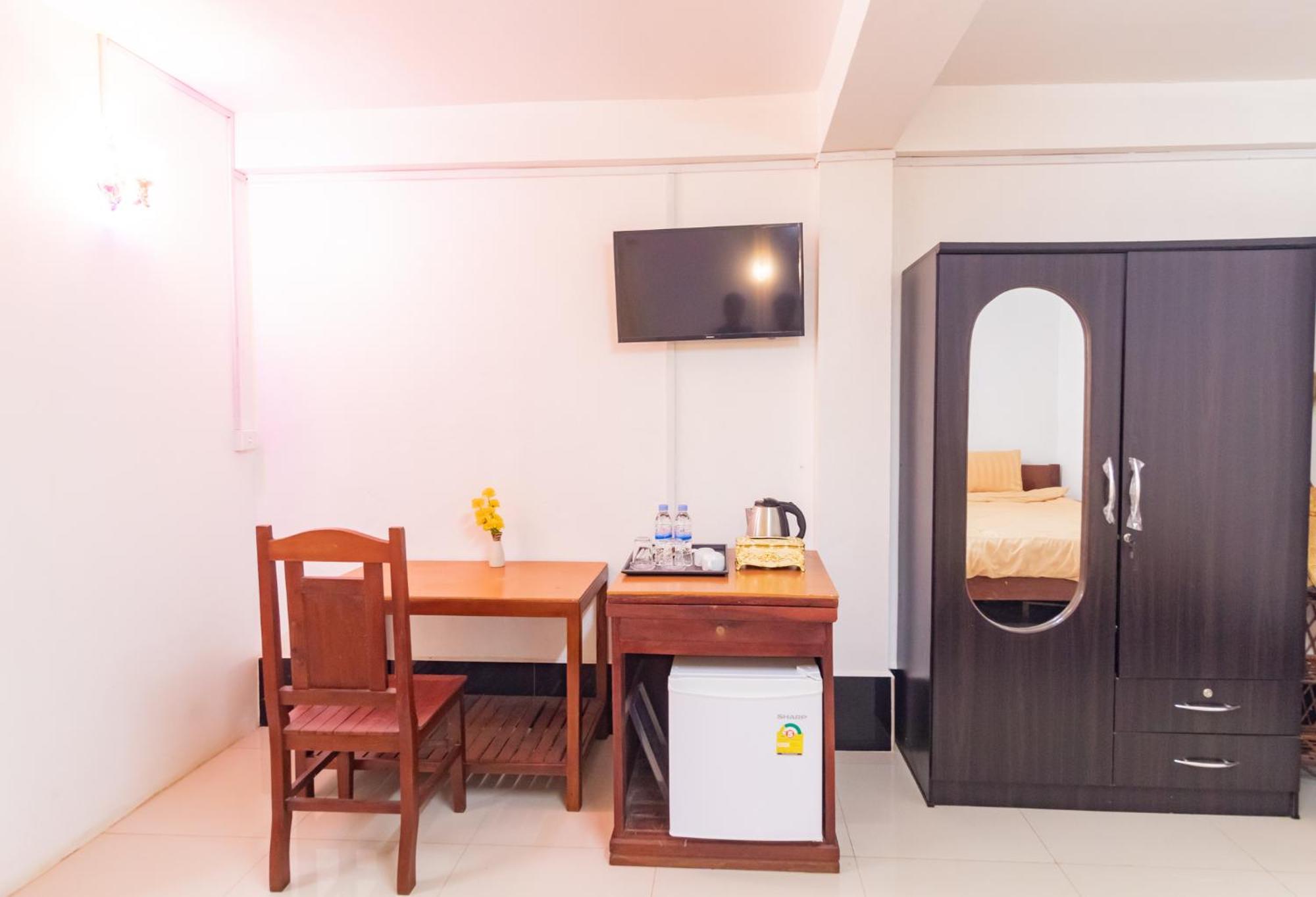 Angkor Apsara Guesthouse シェムリアップ エクステリア 写真