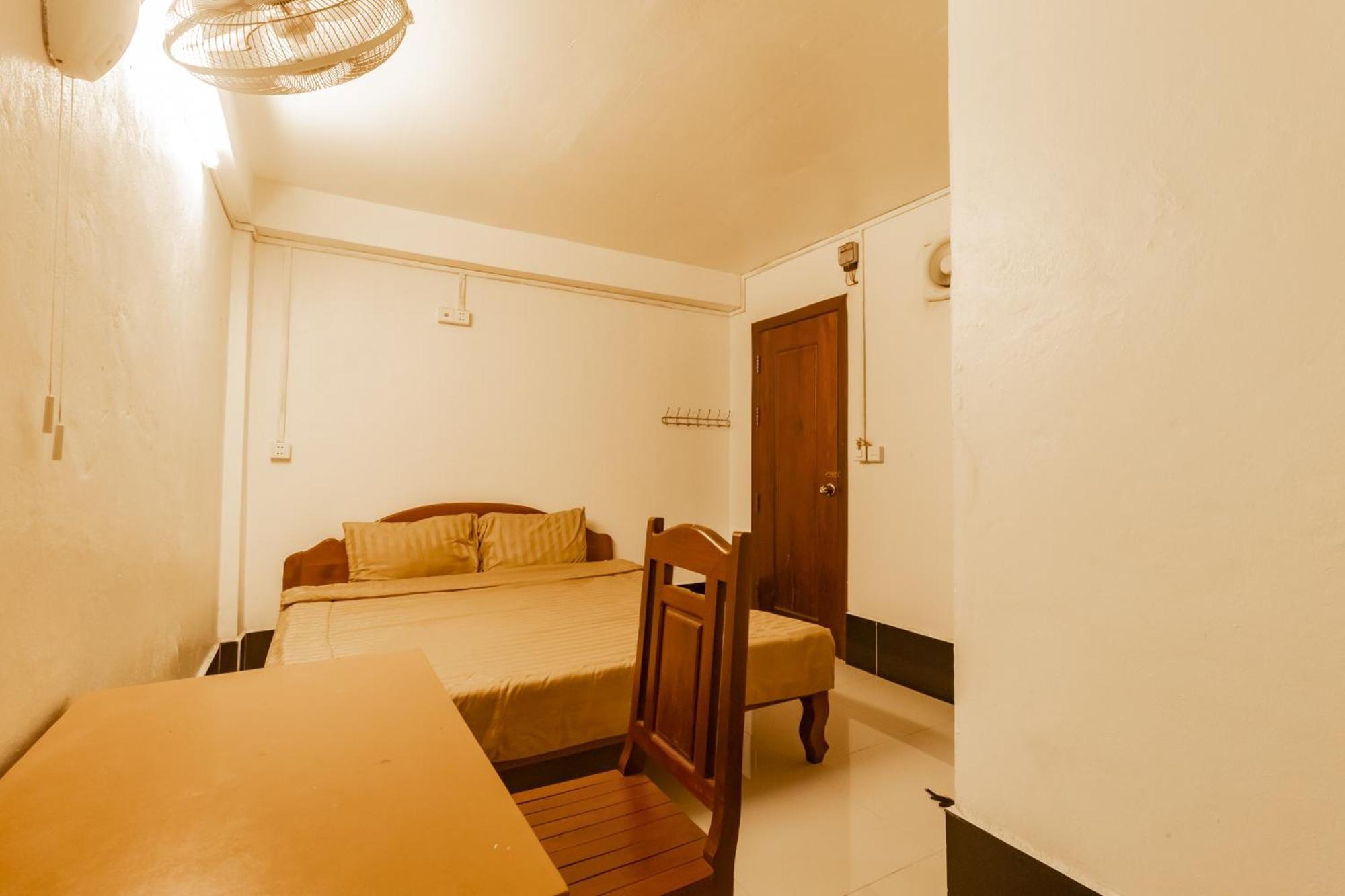 Angkor Apsara Guesthouse シェムリアップ エクステリア 写真