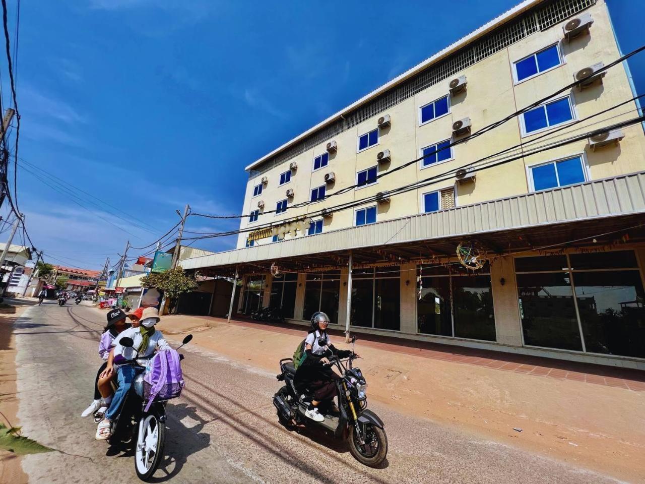 Angkor Apsara Guesthouse シェムリアップ エクステリア 写真
